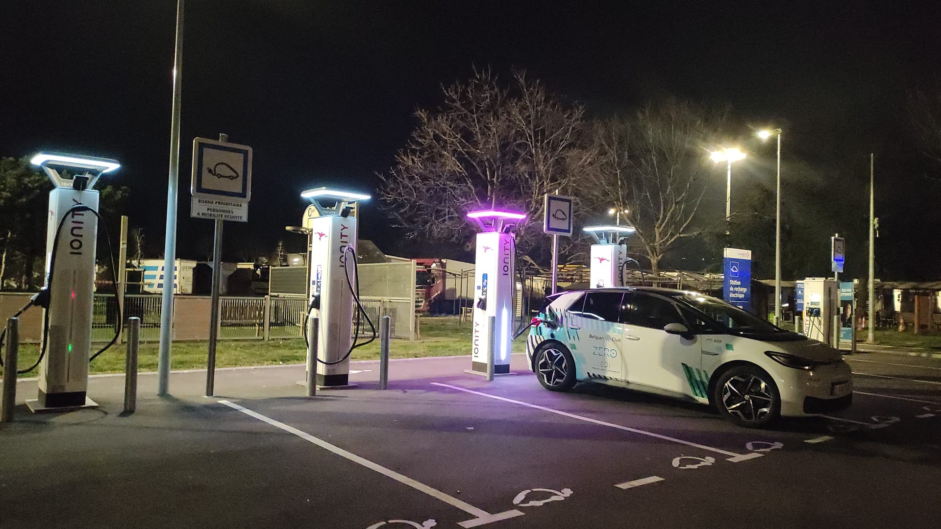 Ba9ffca1 0E2b 4D32 A4c6 E15de4069e4e 1