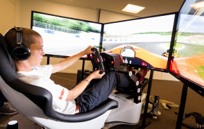 VW Simracing Materiel Kinetic09 1